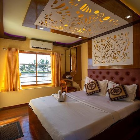 Kerala Nature Houseboat By Coco Floatel Alappuzha Ngoại thất bức ảnh